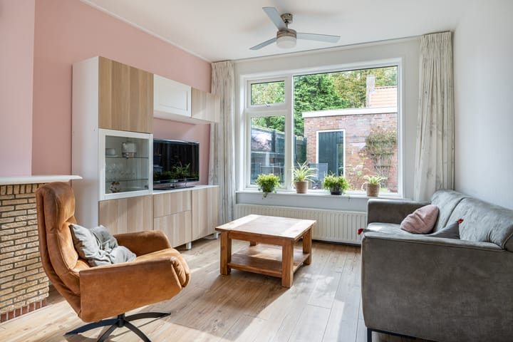 Foto 2 van Balthasar Bekkerstrjitte 11