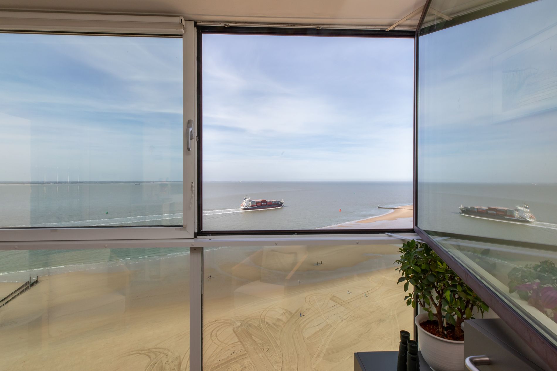 Photo 9 of Boulevard Bankert 870