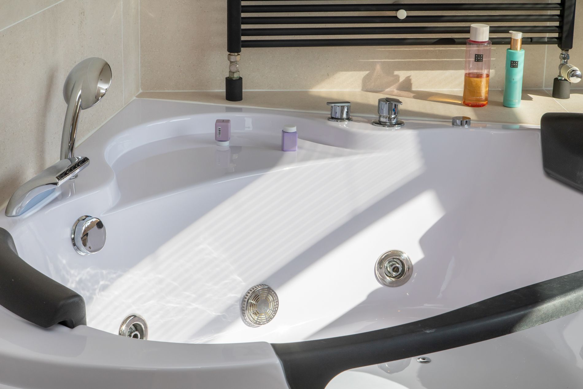 Photo 30 of Boulevard Bankert 870