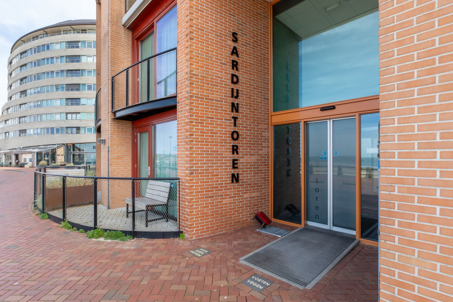 Photo 34 of Boulevard Bankert 870