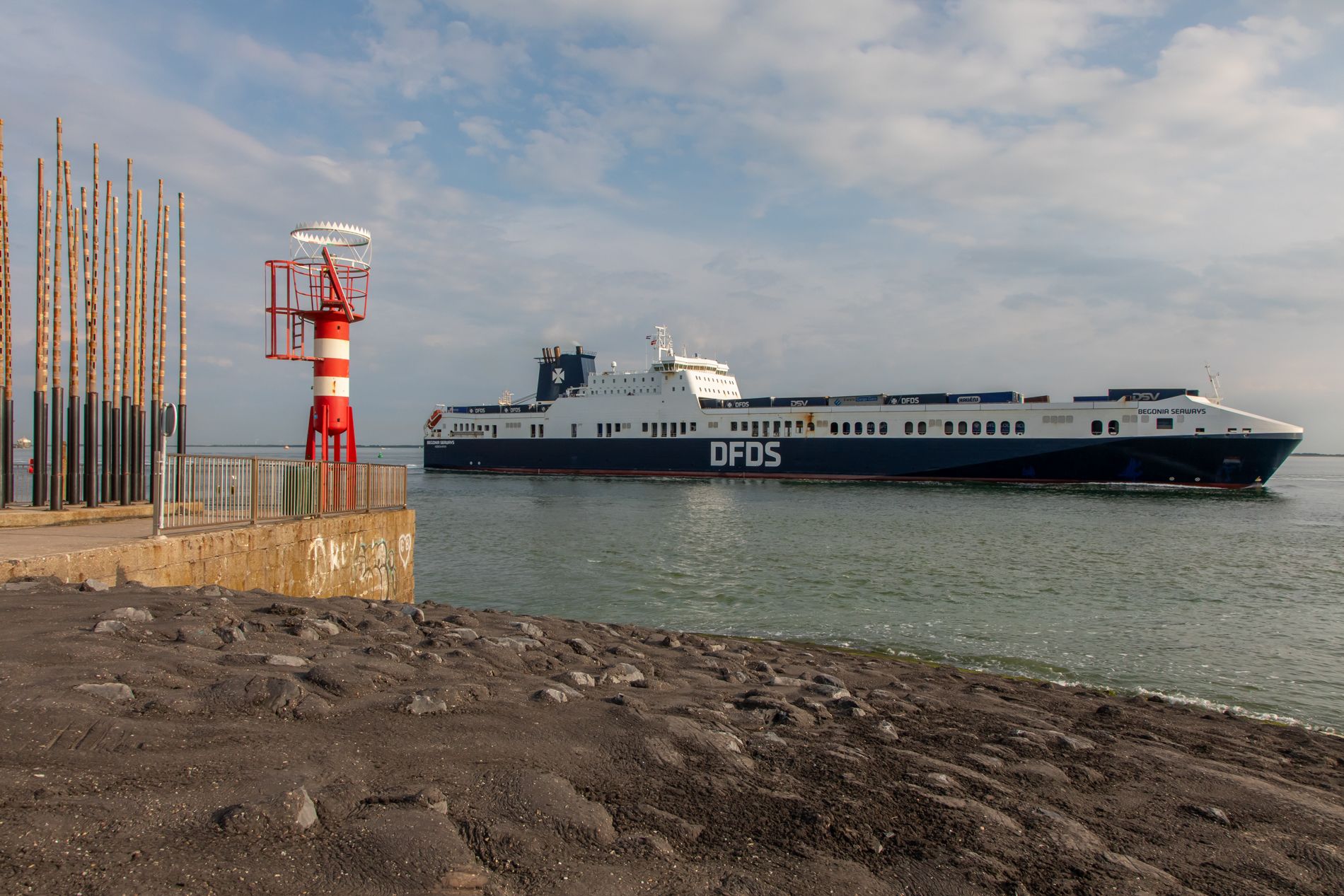 Photo 48 of Boulevard Bankert 870