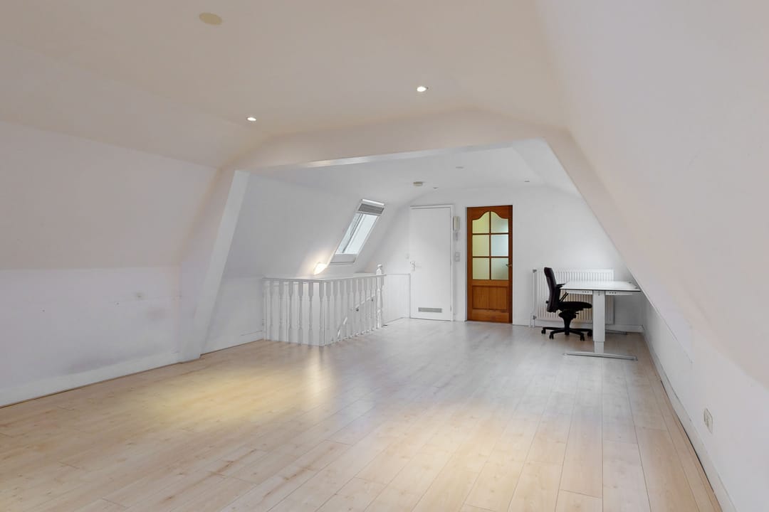 Foto 31 van Denneweg 25-D