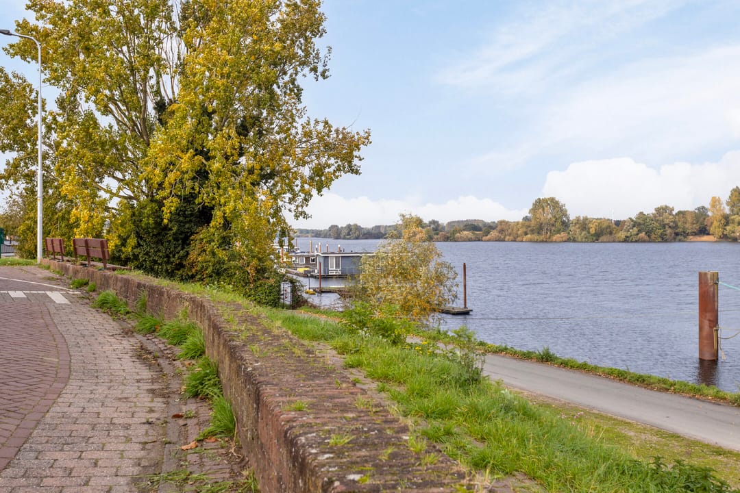 Foto 2 van Maasbandijk 8-A