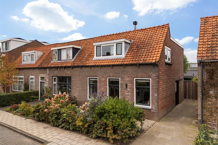 View photo 1 of Prins Hendrikweg 47