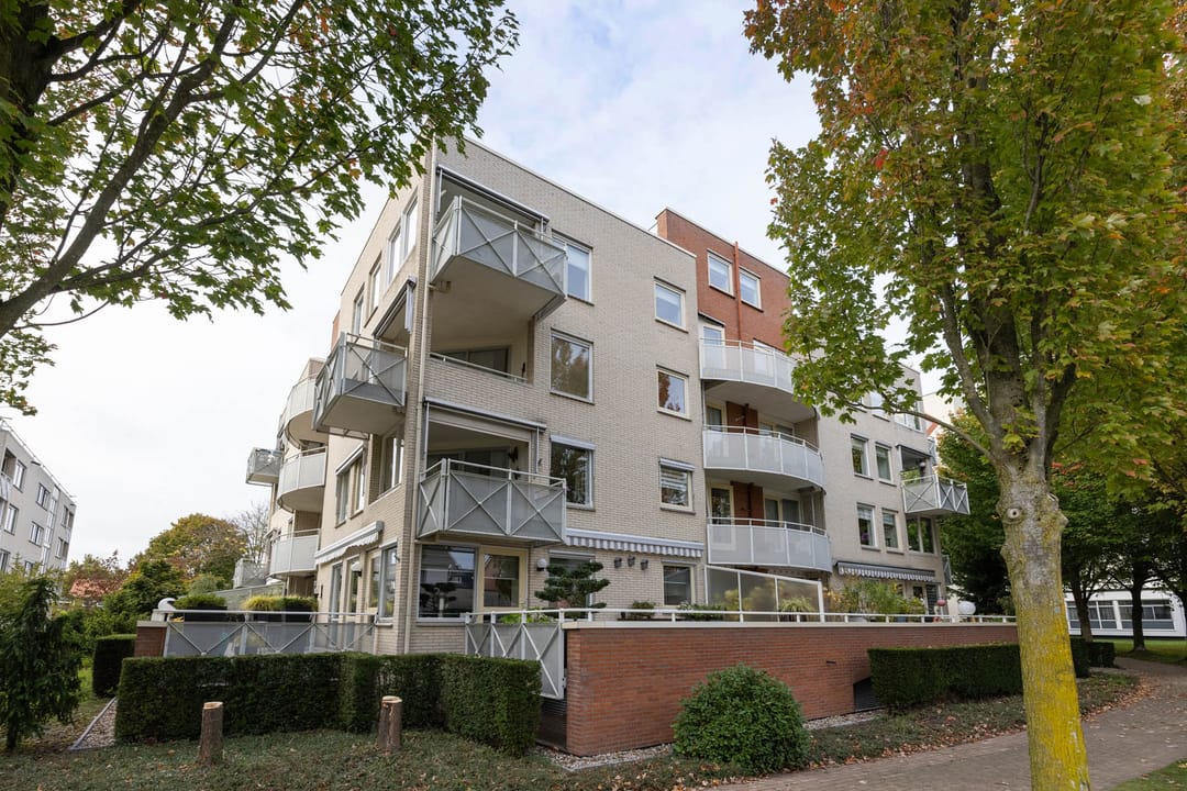 Photo 31 of Piet Heinstraat 73