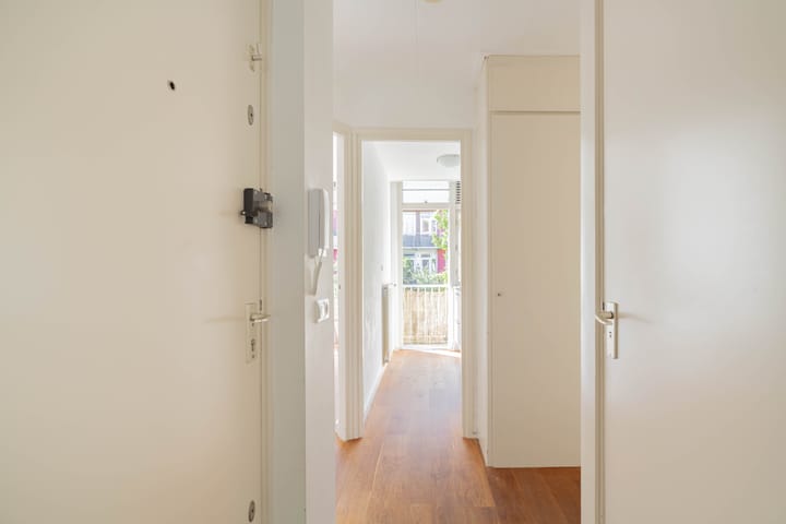 Foto 19 van Van Gentstraat 57-1