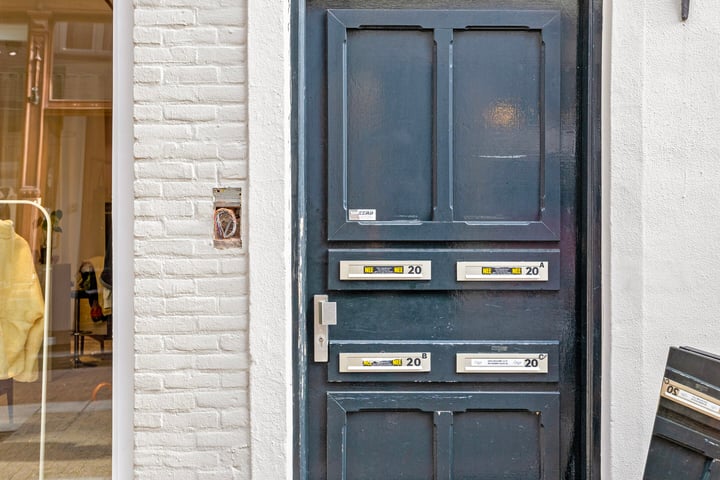 View photo 21 of Kolperstraat 20-C