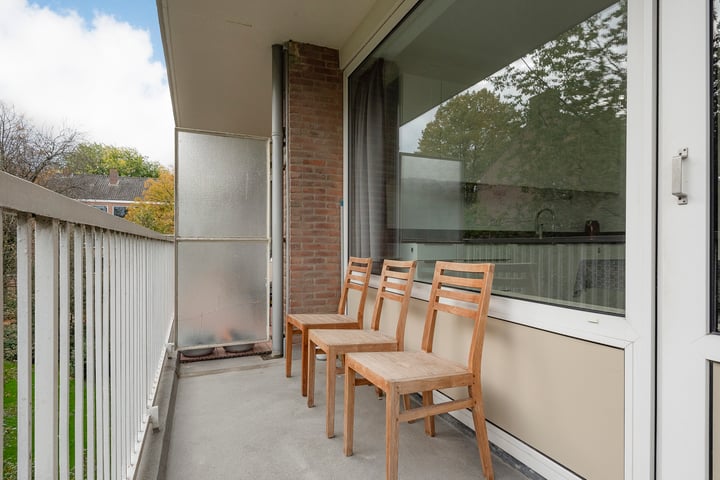 View photo 6 of Zuid-Hollandstraat 62-2