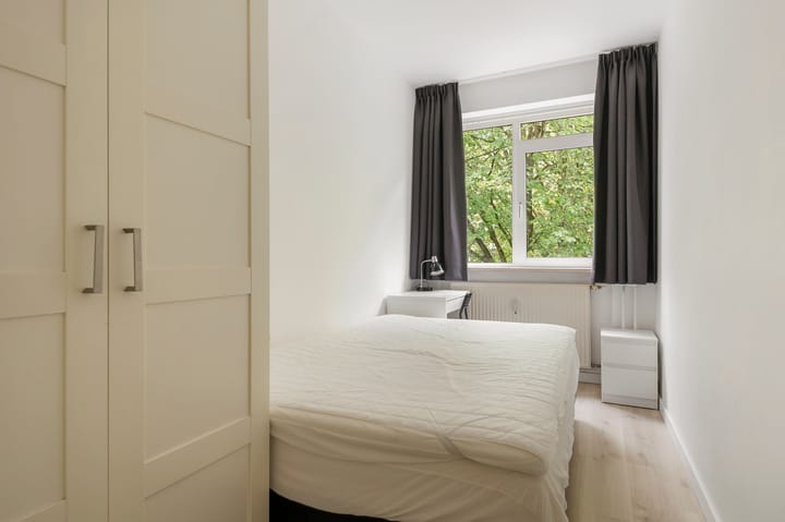 Photo 11 of Zuid-Hollandstraat 62-2