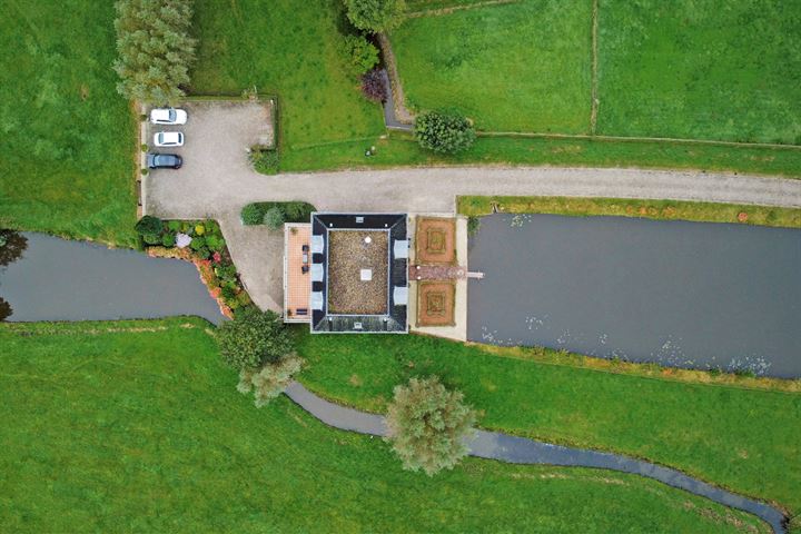 View photo 65 of Provincialeweg Oost 45