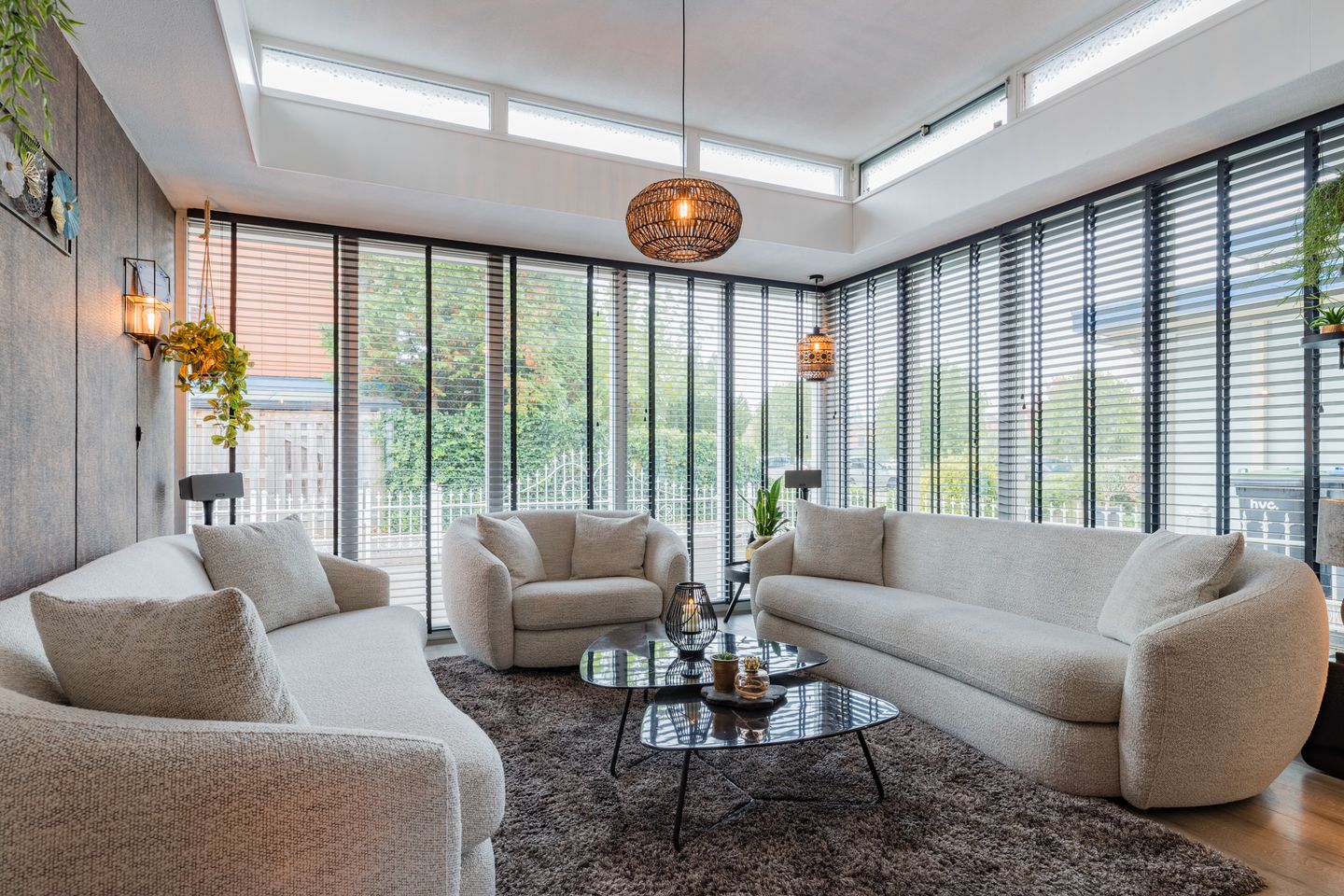 Foto 1 van Zuidewijn 25