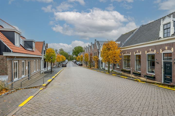 View photo 35 of Voorstraat 4