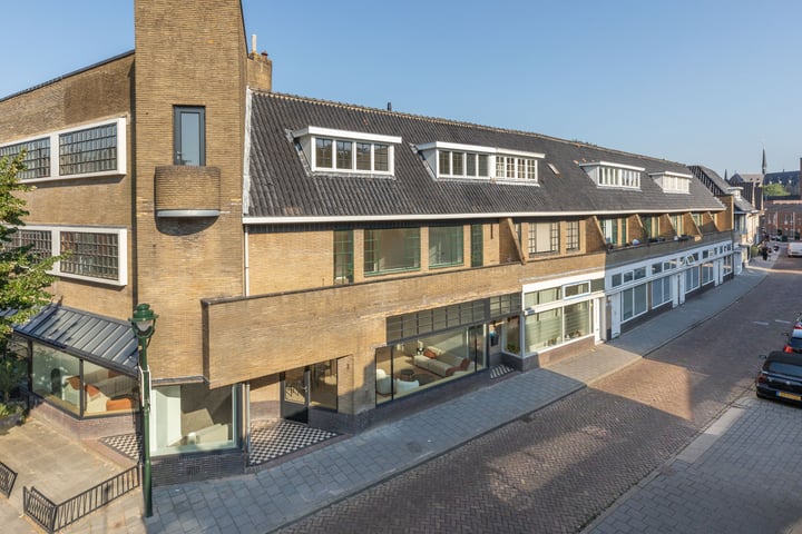 Bekijk foto 1 van Veerstraat 54