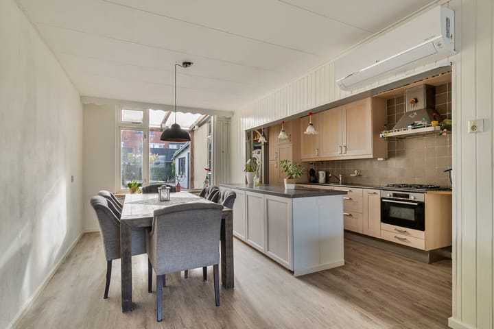 Foto 10 van Stationsweg 67