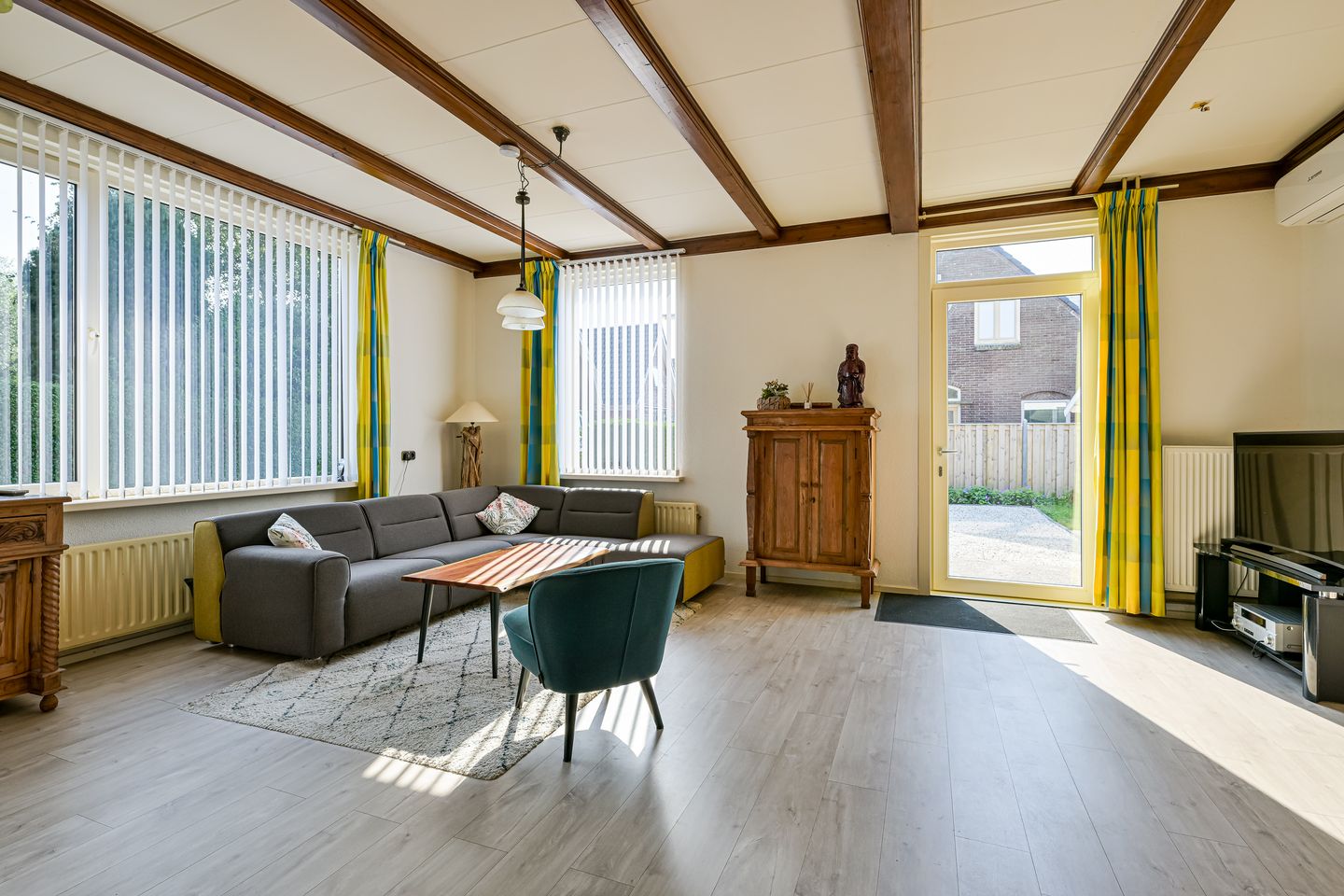 Photo 10 of Sint Nicolaasstraat 28