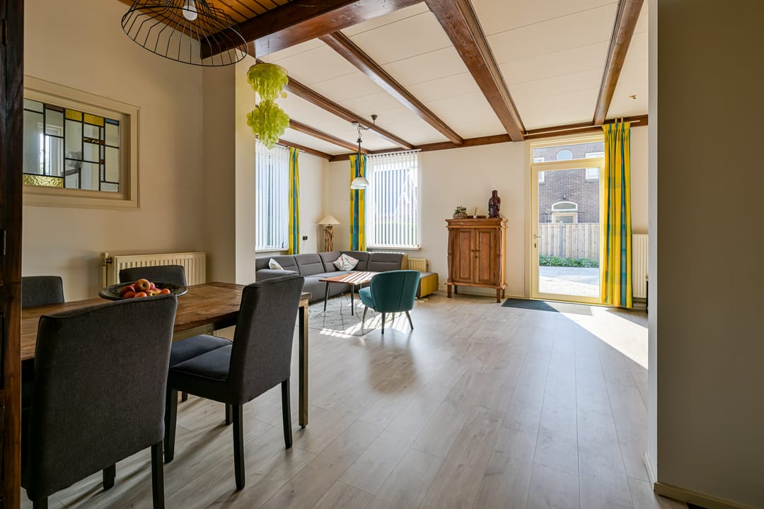 Photo 11 of Sint Nicolaasstraat 28