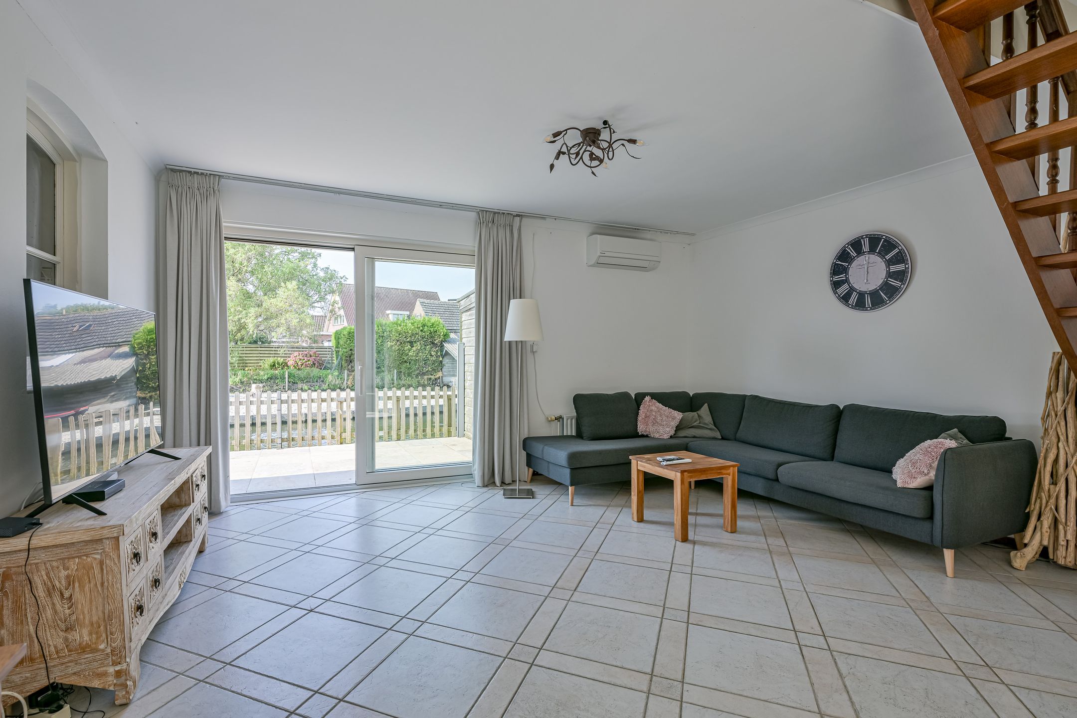 Photo 33 of Sint Nicolaasstraat 28