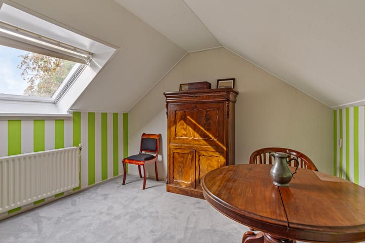 Photo 23 of Hazelaarstraat 22