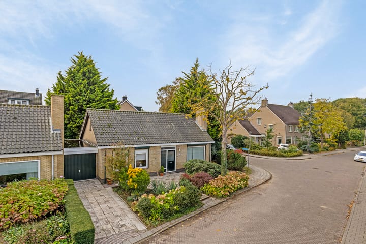 Photo 40 of Hazelaarstraat 22