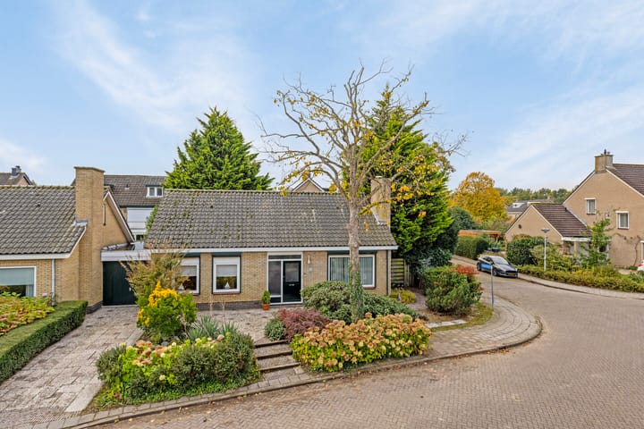 Photo 41 of Hazelaarstraat 22