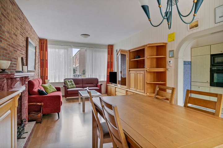 Foto 13 van Azaleastraat 7