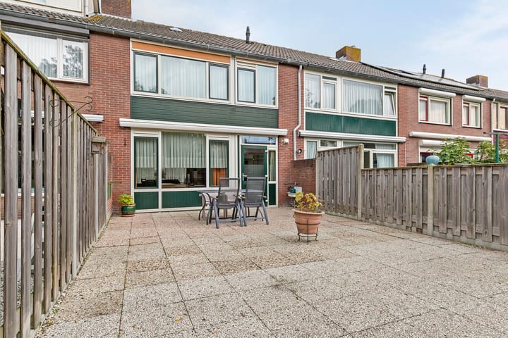 Foto 29 van Azaleastraat 7