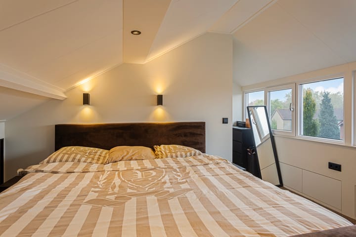 Foto 39 van Anna van Burenweg 40