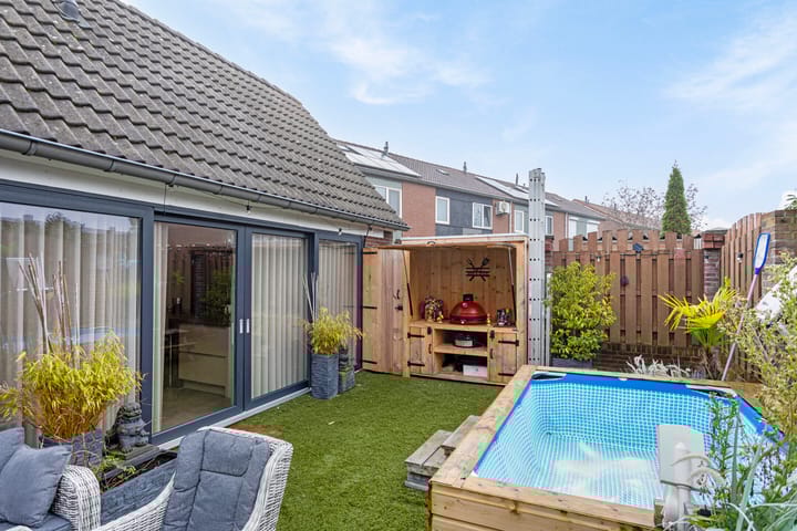 Foto 48 van Anna van Burenweg 40