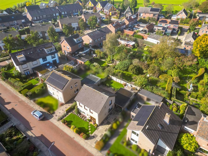 Foto 2 van Ds J A Visserstraat 33