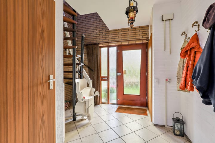 Foto 10 van Ds J A Visserstraat 33