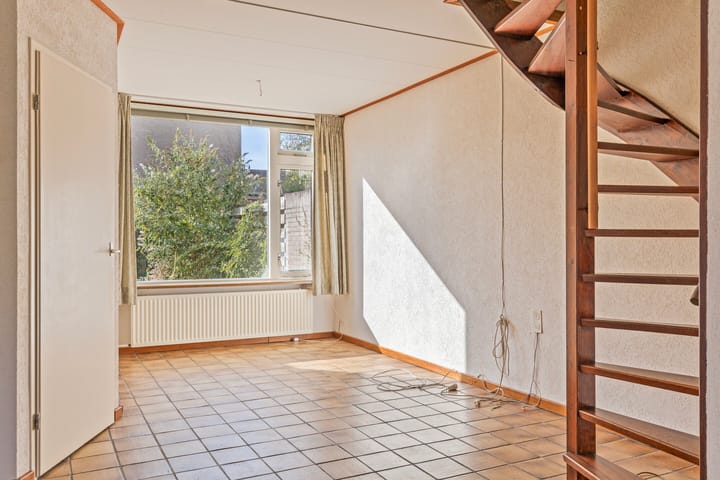 Foto 2 van Helfrichstraat 1