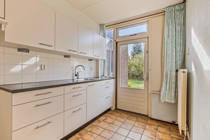 Foto 3 van Helfrichstraat 1