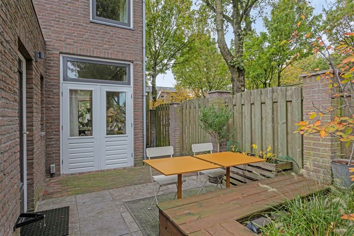 View photo 27 of Asterstraat 32