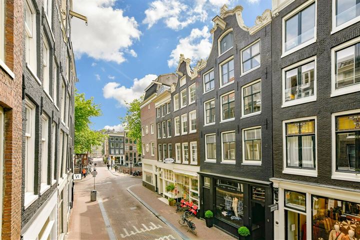 Bekijk foto 1 van Hartenstraat 5-A