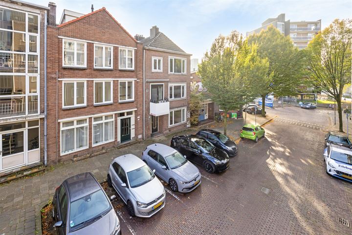 View photo 1 of Bergstraat 27