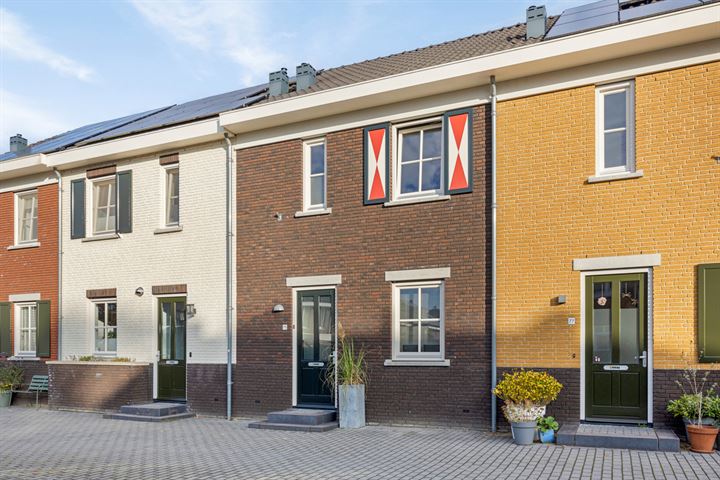 Bekijk foto 1 van Leliestraat 75