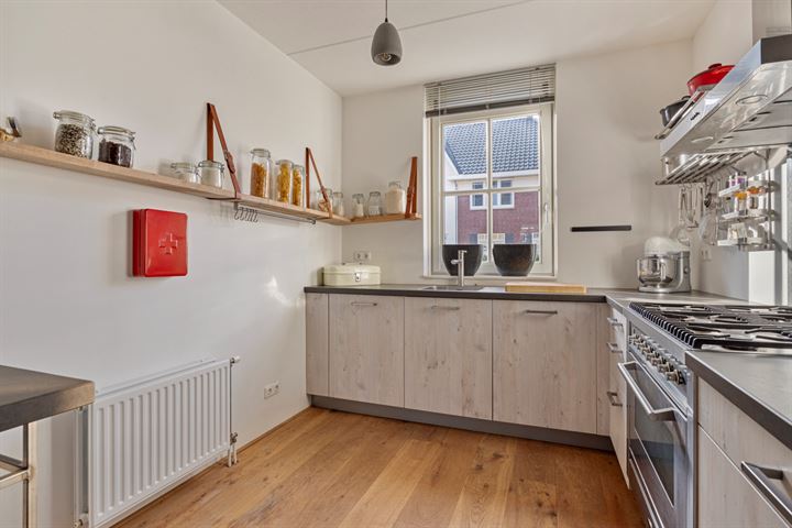 Bekijk foto 14 van Leliestraat 75