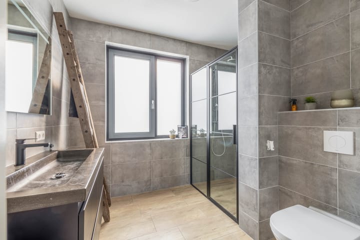 Foto 35 van Vrijenbansesluis 8