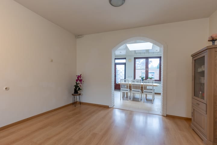 Photo 10 of Broeksittarderweg 92