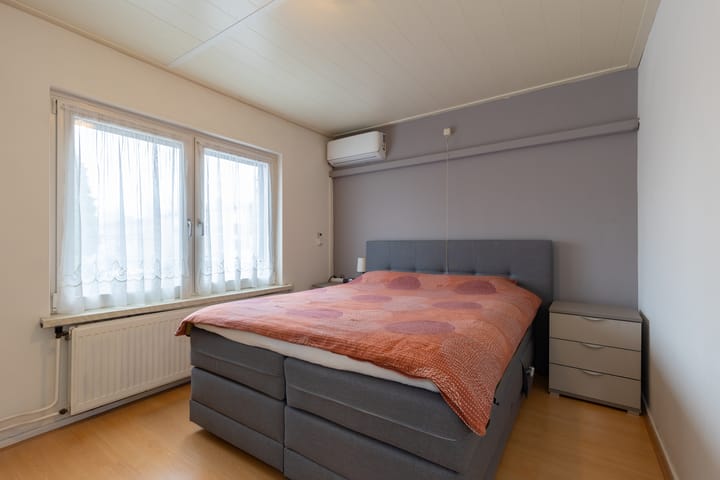 Photo 21 of Broeksittarderweg 92