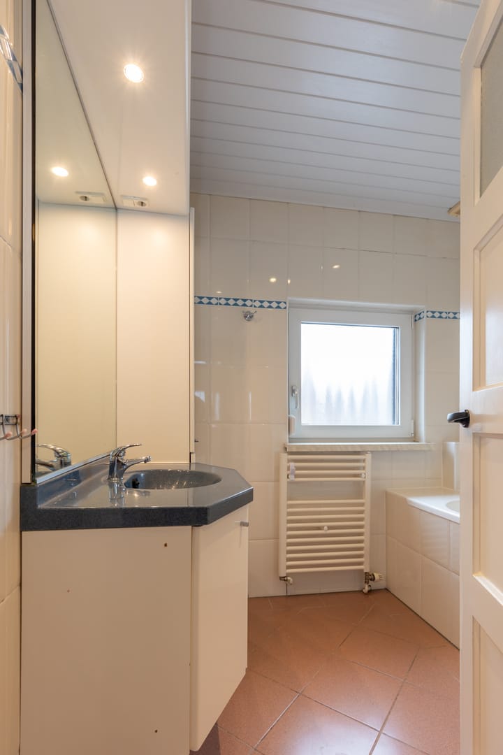 Photo 24 of Broeksittarderweg 92