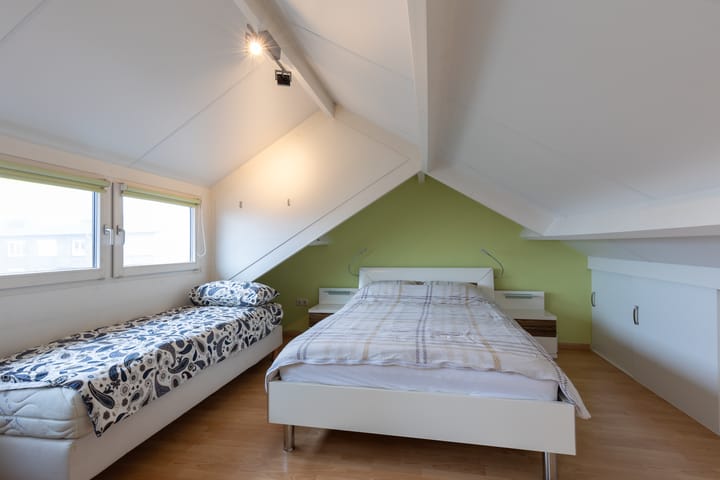 Photo 27 of Broeksittarderweg 92