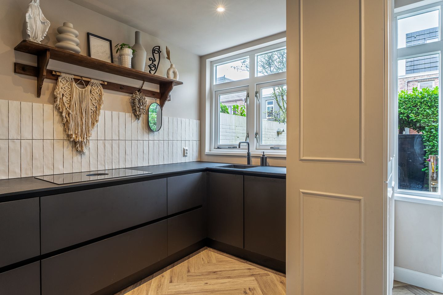 Foto 10 van Dr. van Campenstraat 36