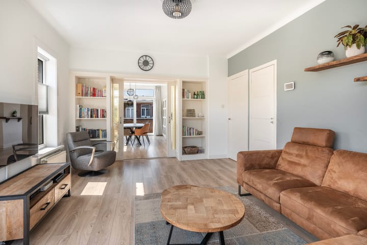 Photo 10 of Kornoeljestraat 32