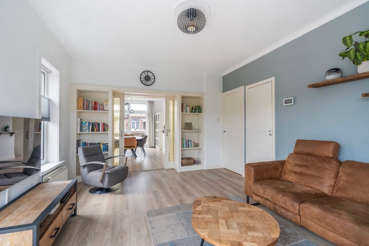 Photo 11 of Kornoeljestraat 32