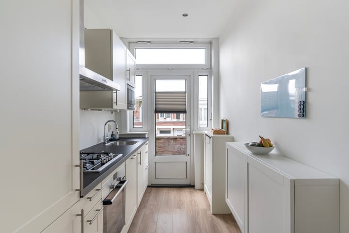 Photo 15 of Kornoeljestraat 32