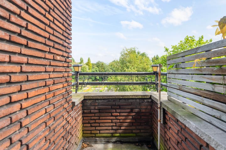 Photo 20 of Kornoeljestraat 32