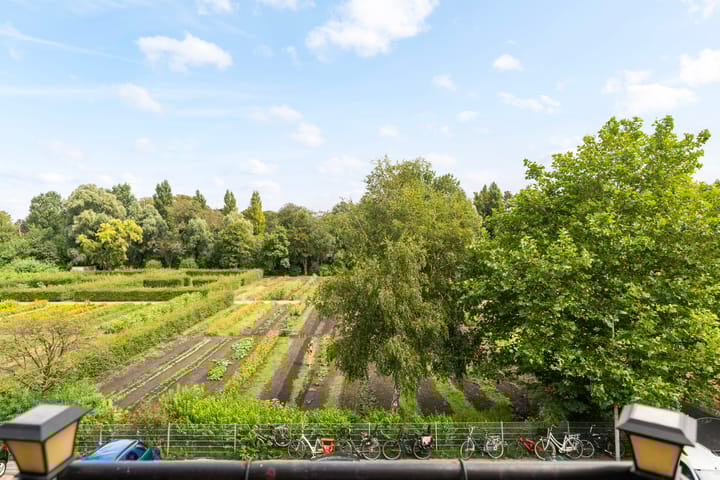 Photo 21 of Kornoeljestraat 32