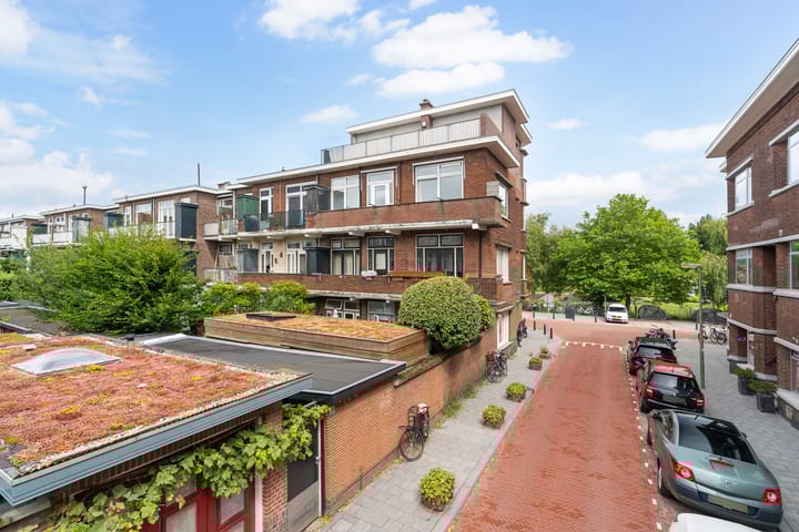 Photo 46 of Kornoeljestraat 32