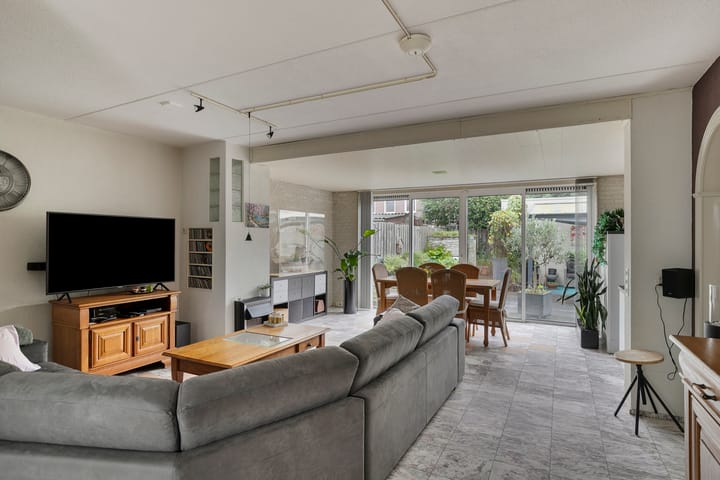 Foto 2 van Reuverlaan 95